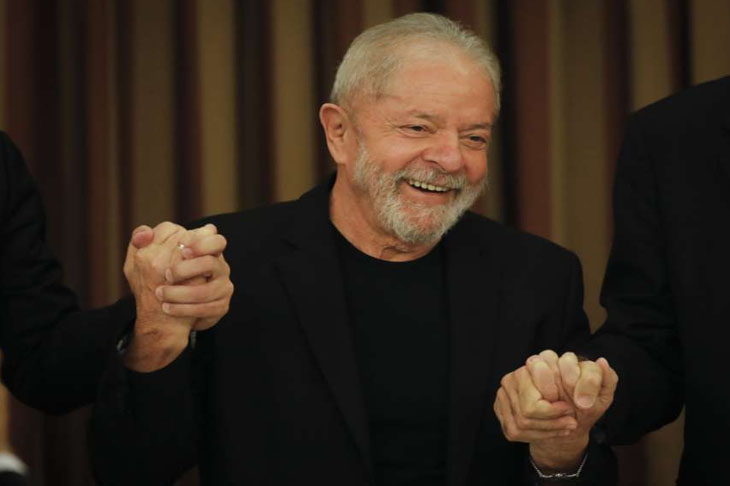 Fachin anula todos os atos processuais contra Lula realizados em Curitiba
