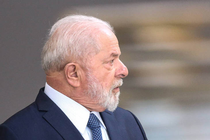 Lula sanciona lei que ameniza corte em repasses a municípios com perda populacional no Censo