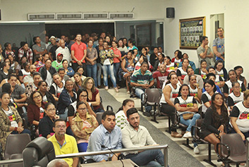 Câmara de Vereadores de Castro Alves recebe Projeto de Lei que divide Precatórios do FUNDEF com professores