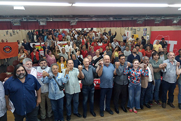 Centrais sindicais, partidos e movimentos sociais articulam oposição unitária